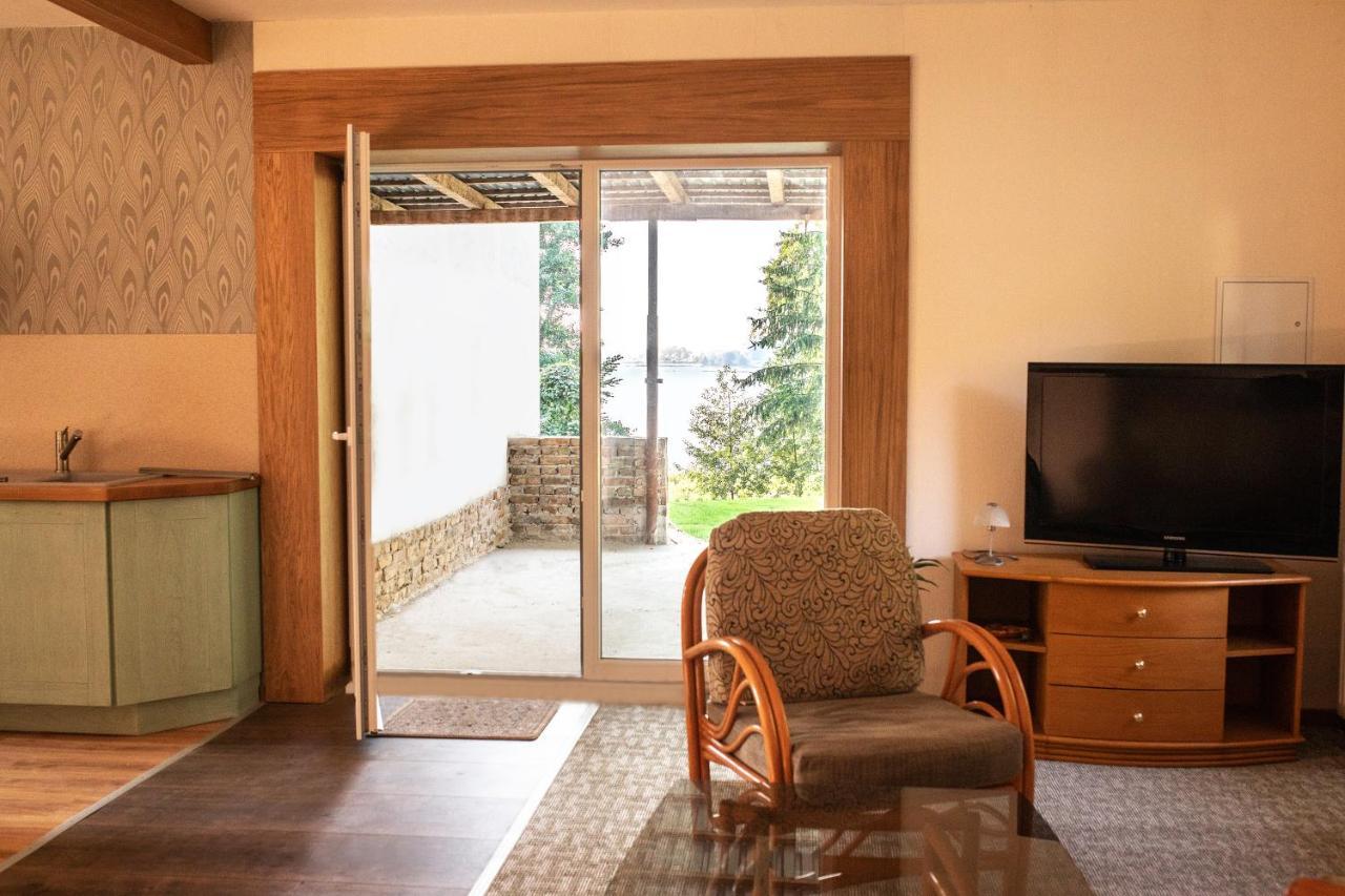 Ferienwohnung Direkt Am Potzlower See מראה חיצוני תמונה
